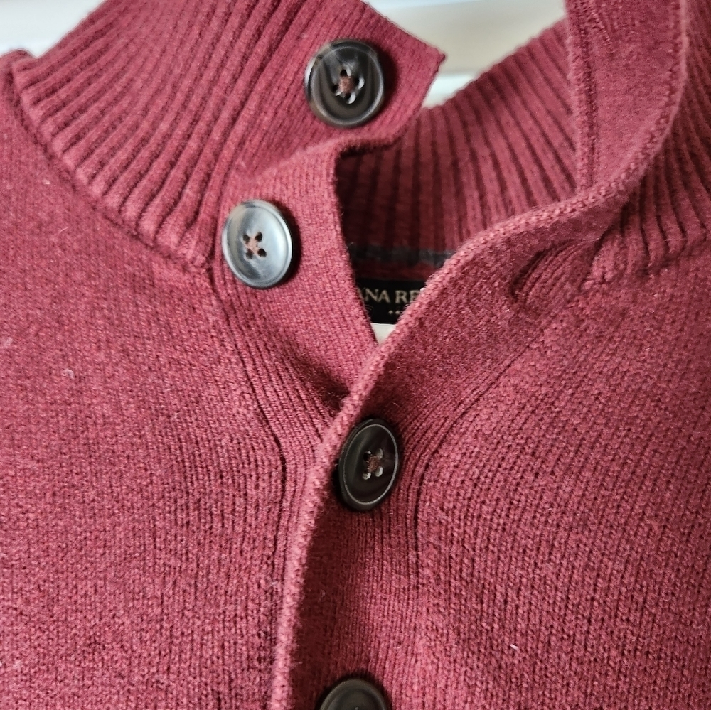 Banana Republic Sweater,sz XL. - Picture 2 of 4